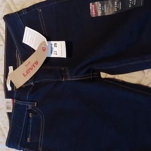 Levi's 711 Skinny Jeans NWT